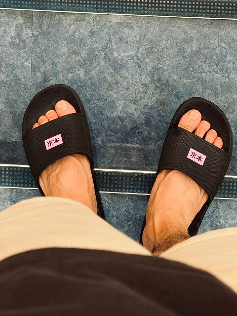 「まさかの〇〇サンダルで痺れた」京本大我の足元投稿にファンは