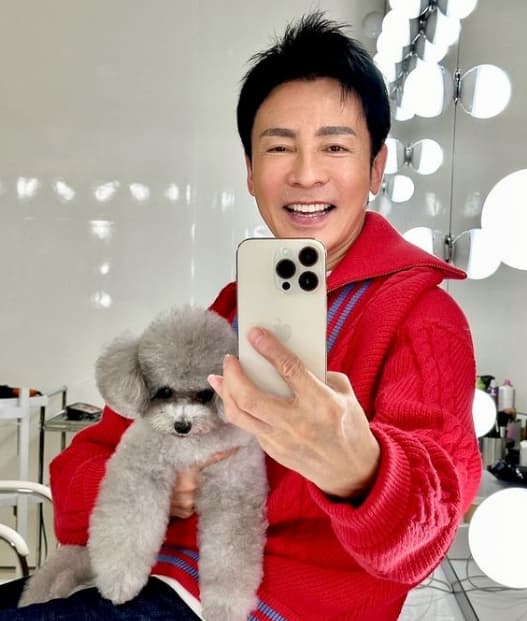 郷ひろみのファンクラブ特典カレンダー撮影裏話！