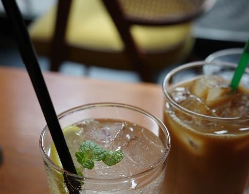 兒玉遥のカメラ愛。美しい食べ物と可愛らしい女の子を撮影する特技が光る