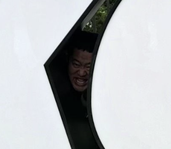 有吉弘行、謎の投稿にファン大混乱！“分かるかな？”の真意とは？