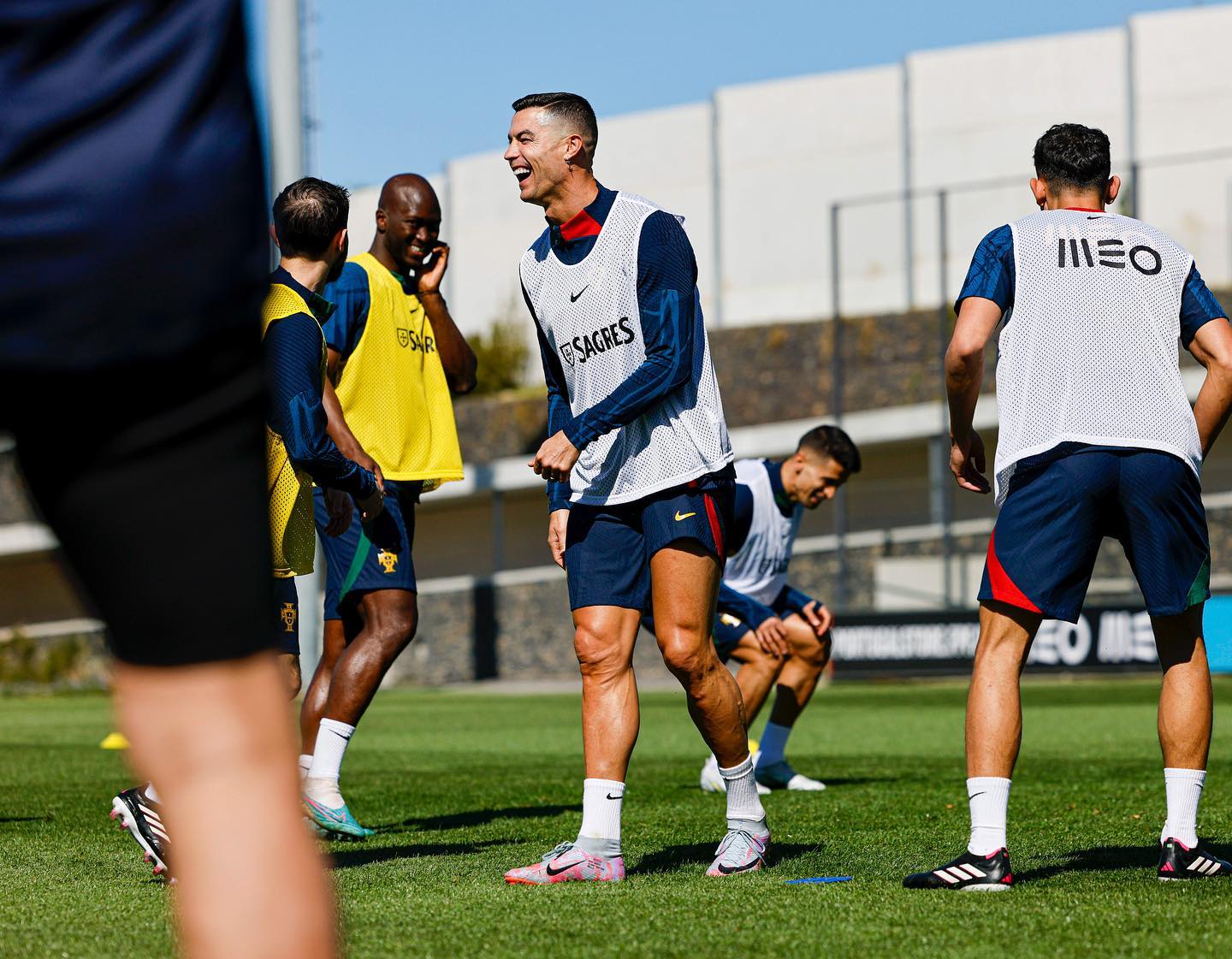 ⚽️C・ロナウド、ポルトガル代表での練習風景に「勝利をもう一度」🇵🇹🔥