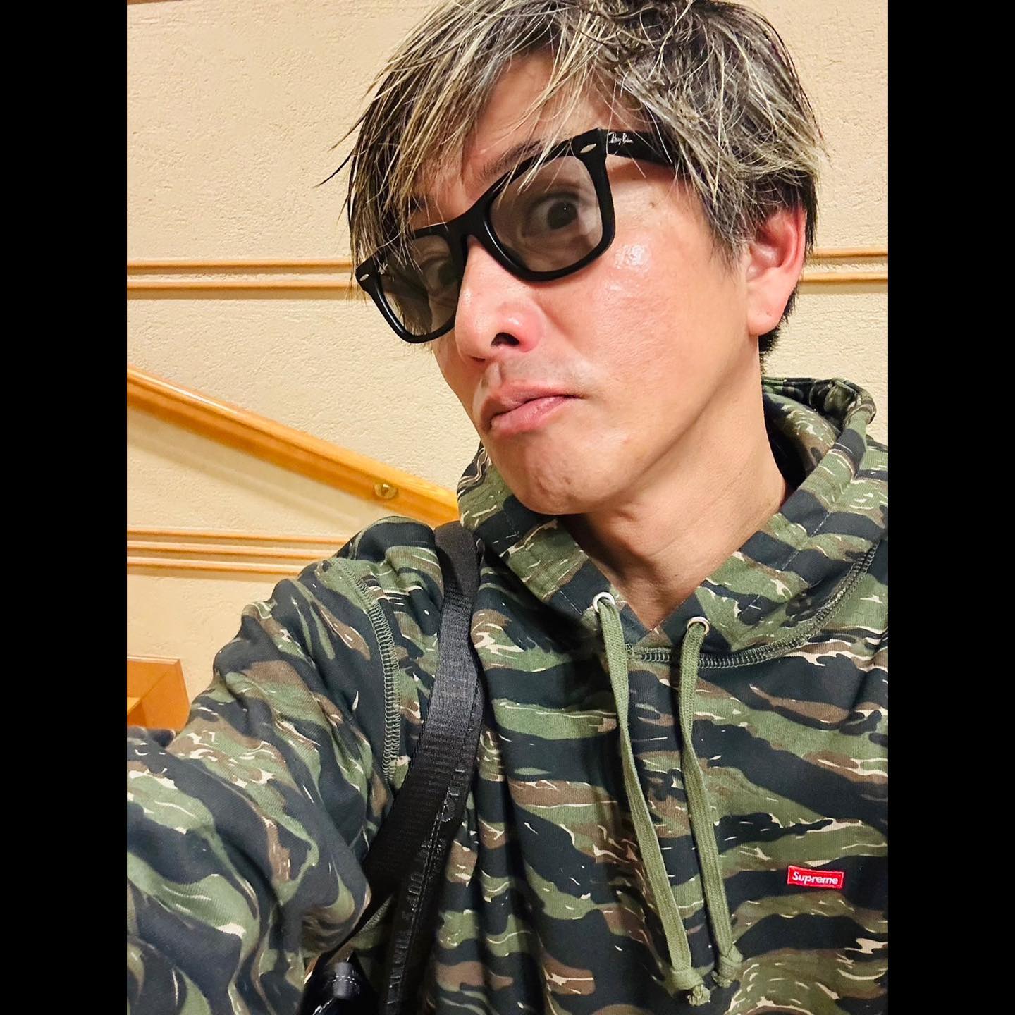 木村拓哉が愛犬の散歩後に向かったのは...そのストイックさが話題