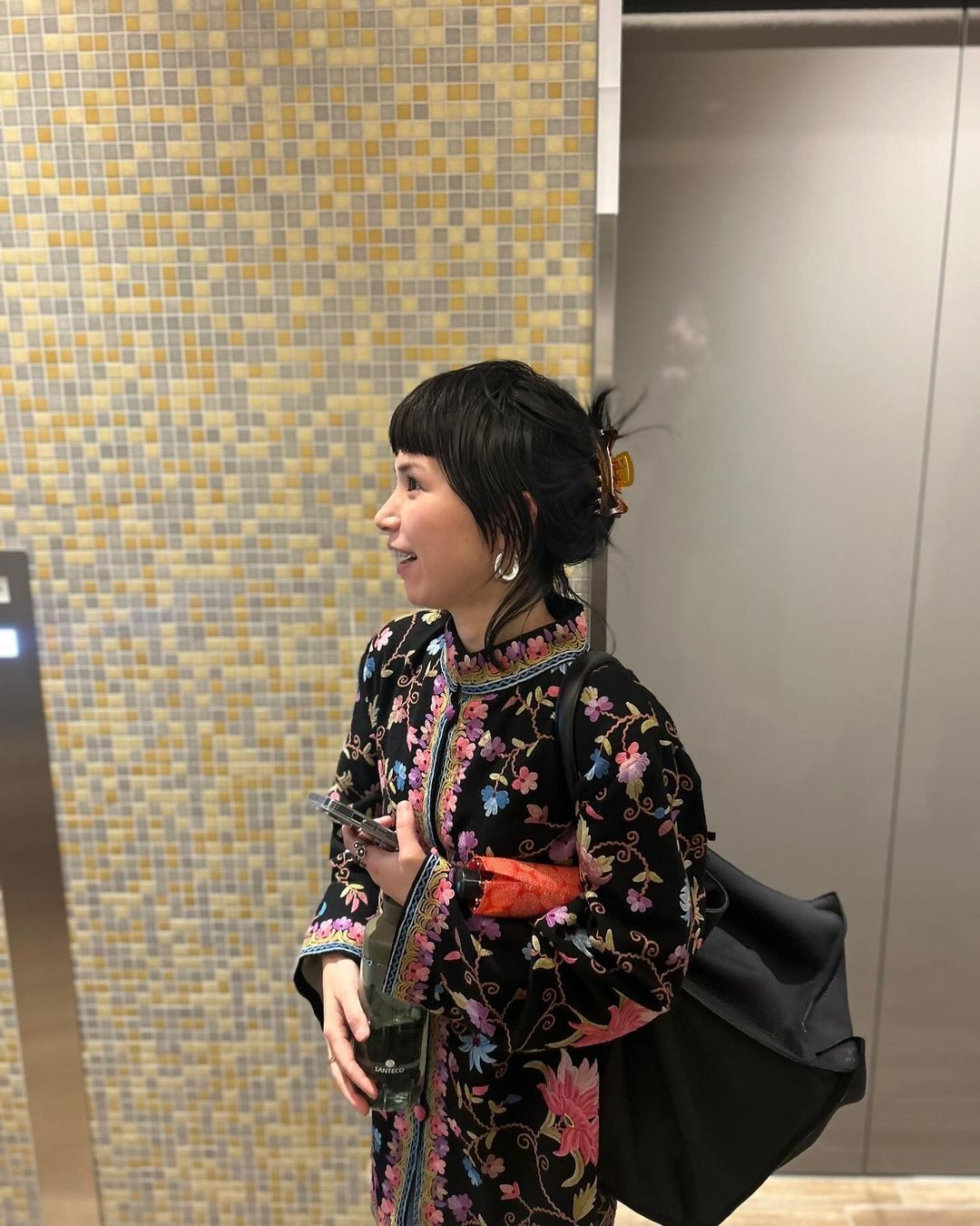 「新しい曲を作るんだー」Superfly越智志帆が打ち合わせ後の写真を公開