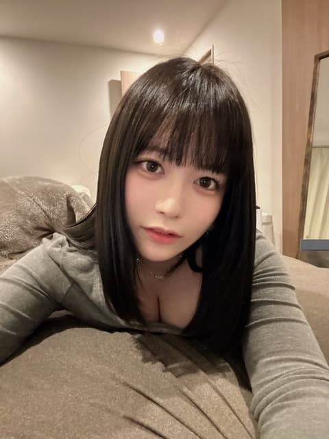 「余計に目が覚めました！」東雲うみの激カワ深夜ショットにファン大歓喜！