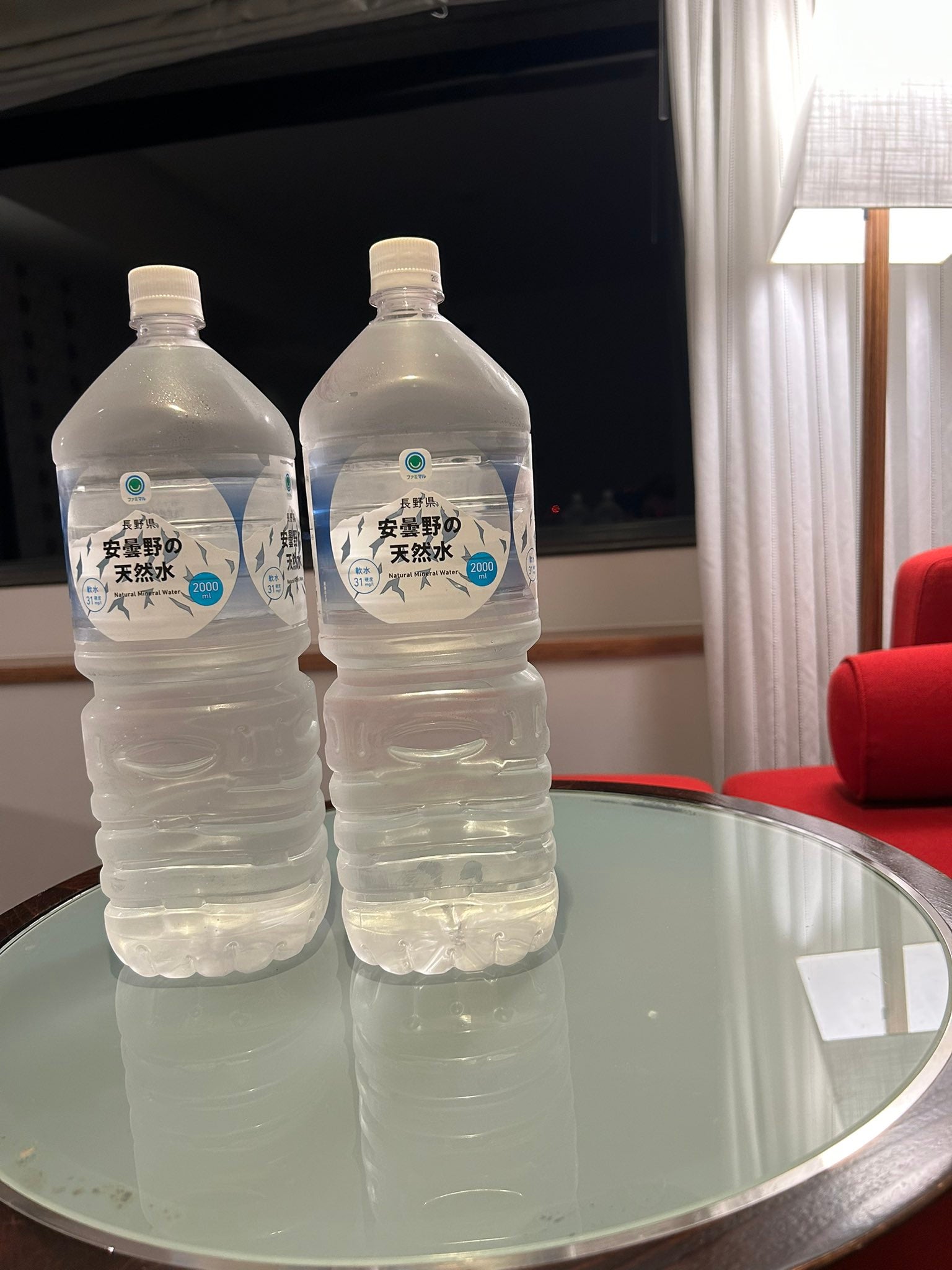 映画監督は超多忙！？福田雄一が朝4時のホテル帰還を報告し、2時間後の重大発表を予告！