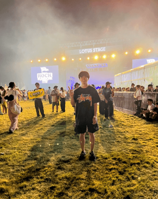 「星野さんにご招待して頂き」初のロッキンに参戦した大人気YouTuberとは…？