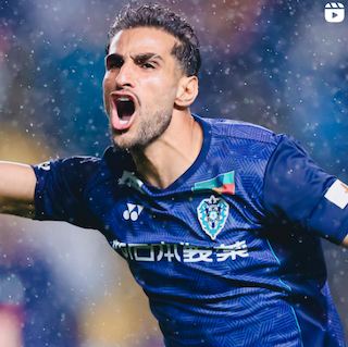 驚異の活躍を見せるJリーグ初のイラン人選手！