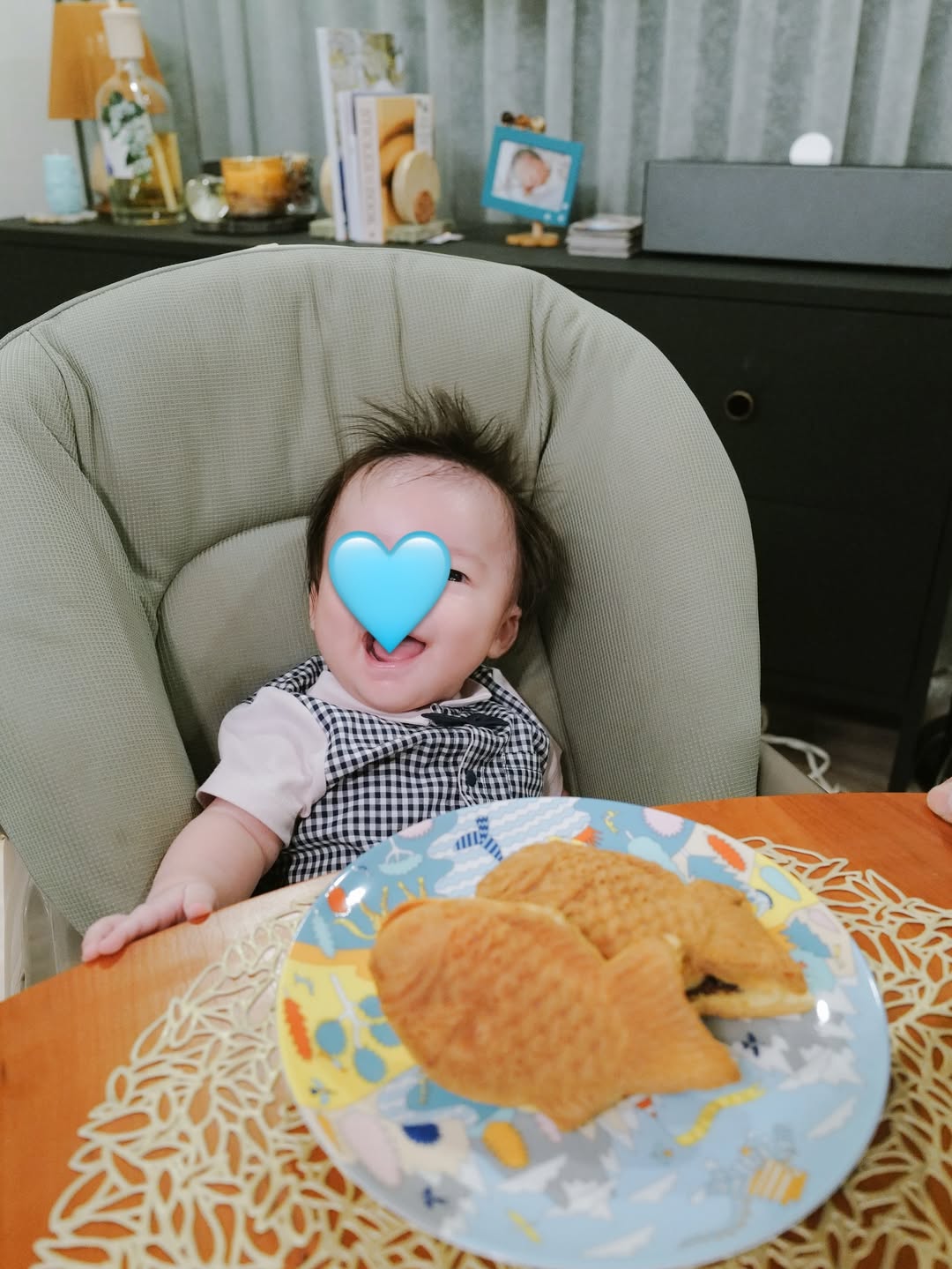 10代〜20代に大人気の「モテクリエイター」息子の生後100日を報告！お食い初めにまさかのものが登場！？