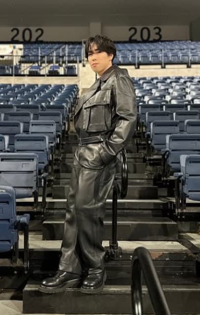 アメリカでもビシバシ！Snow Man・宮舘涼太「嬉しすぎです」「とてもお似合いです！」と話題に！