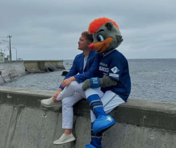 杉谷拳士が語り合いたかったあの人気者と男前ツーショットを公開！