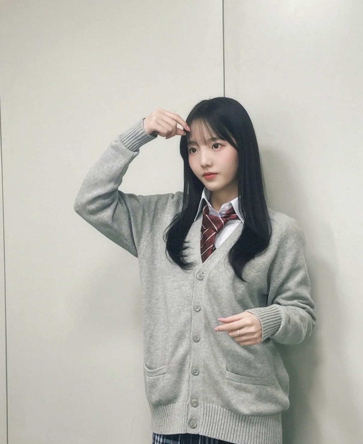 「はああああ現役JK余裕すぎるよ絶対、、！！！」本田真凜の制服姿にファン悶絶！