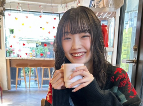 山﨑愛生、松本わかなとバレンタインスイーツ満喫！仲良しショットにファンほっこり！