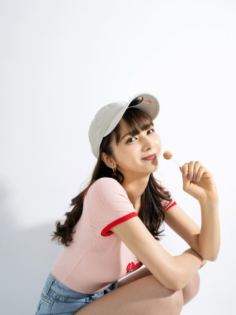 「33が大好きな数字だったから寂しいです…笑」美人レースクイーン、34歳誕生日のインスタ投稿にファンから祝福コメの嵐！