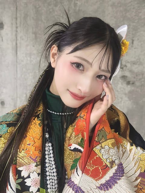 「新しい自分に出逢わせていただきました…!」≠ME 蟹沢萌子が”和×ポップ”スタイリングに感動！