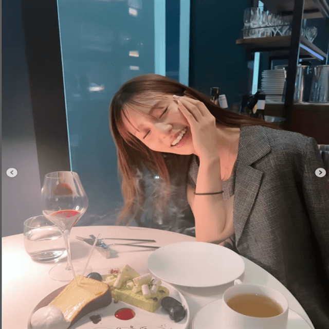 美人女優「藤田みりあ」が祝福を受け歓喜！息吹きかけのキュートシーンも必見