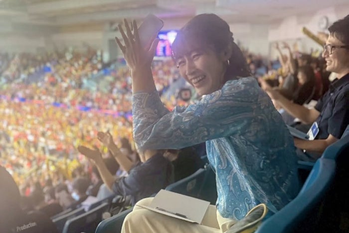 ドイツに逆転勝利！狩野舞子たち元日本代表選手たちが応援に駆けつけているネーションズリーグ、熱戦は続く。