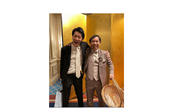 霜降り明星・せいや 自身の結婚式で相方・粗品とのツーショットを披露