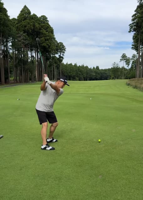「久しぶりに気持ちよく振れた」あの元プロゴルファーが久々のプレーに感激！！