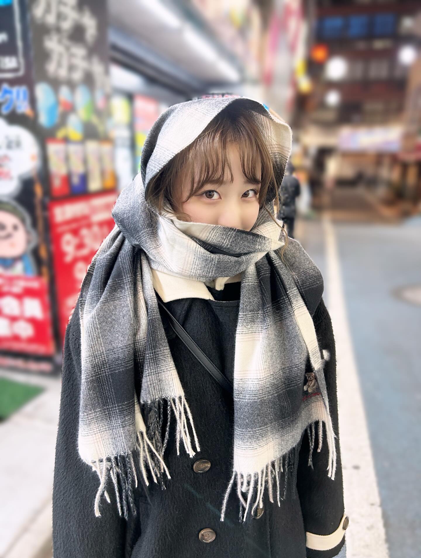 イコラブ瀧脇笙古「一番暖かいけど恥ずかしい」マフラー姿を公開