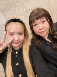 藤田ニコル 恋リア出演の実母との2ショット公開で話題に「にこるんもママも可愛い」