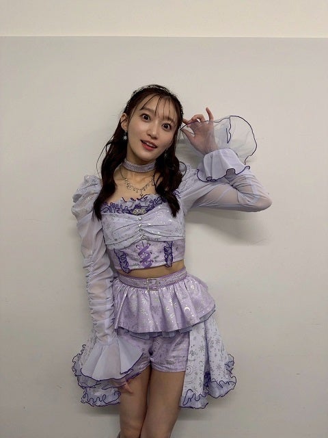 アイドル声優がイベント中にハプニング!?落ちてきた〇〇に「お芝居の勉強になりました」