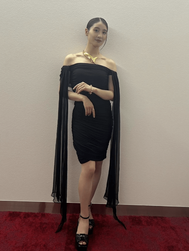 土屋太鳳、映画『赤羽骨子のボディーガード』の成功とオリンピックの感動をシェア！！