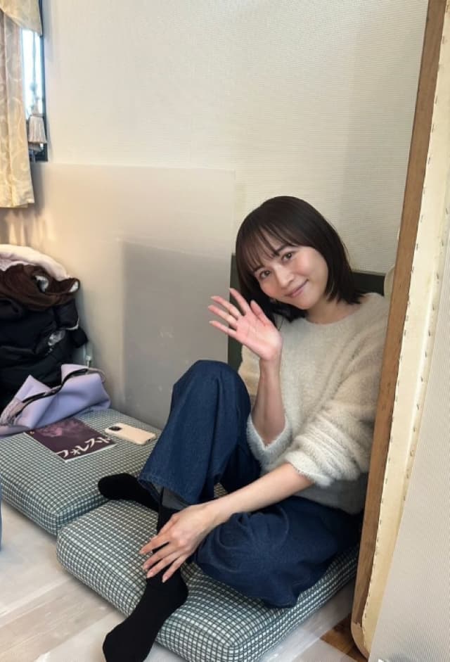 「可愛すぎなんですけど」部屋のすみっこにいる比嘉愛未が話題に