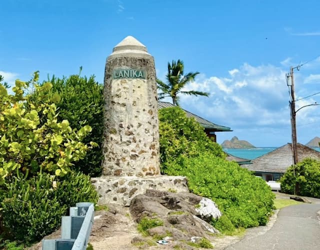 佐々木美玲がハワイのビーチを堪能！