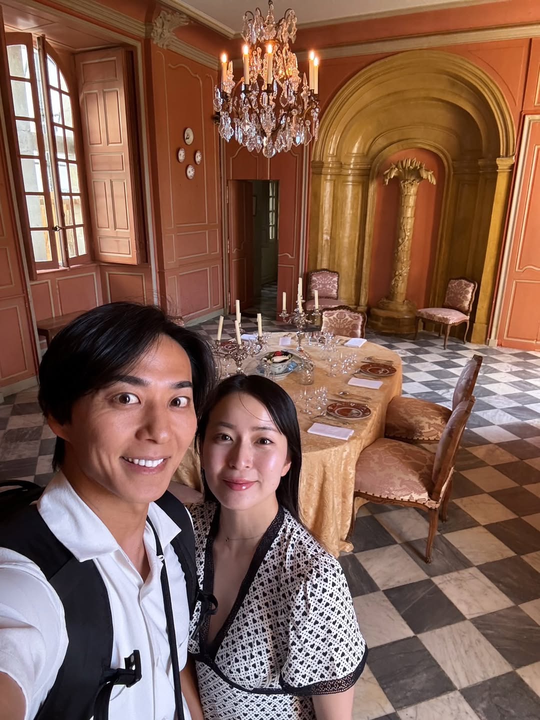 3代目バチェラー夫婦、お城で過ごす結婚記念日？！豪華フランス旅行を一挙公開！