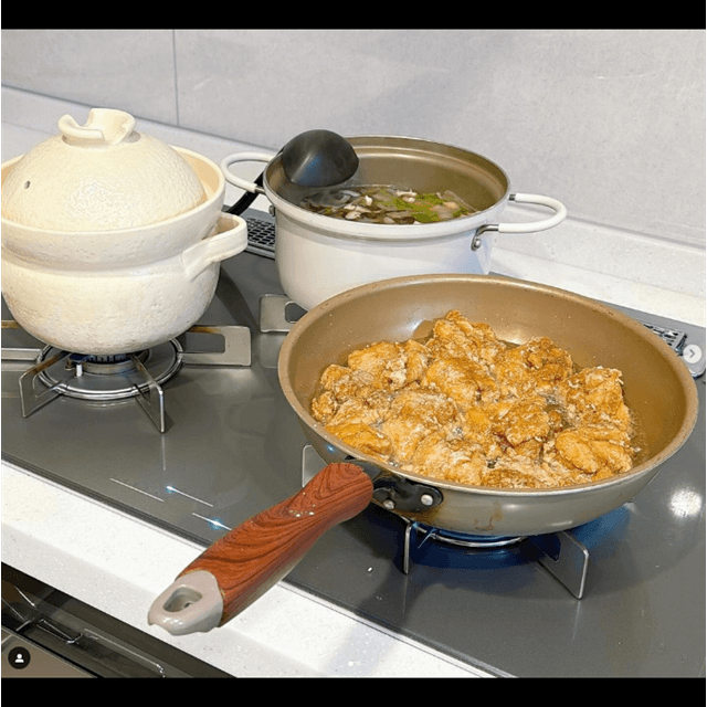 小倉優子の頬も落ちそうな◯◯にファン褒めちぎる