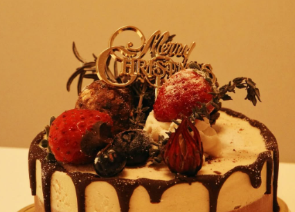 高橋メアリージュン、「オーガニックヴィーガンケーキ」でメリークリスマス！