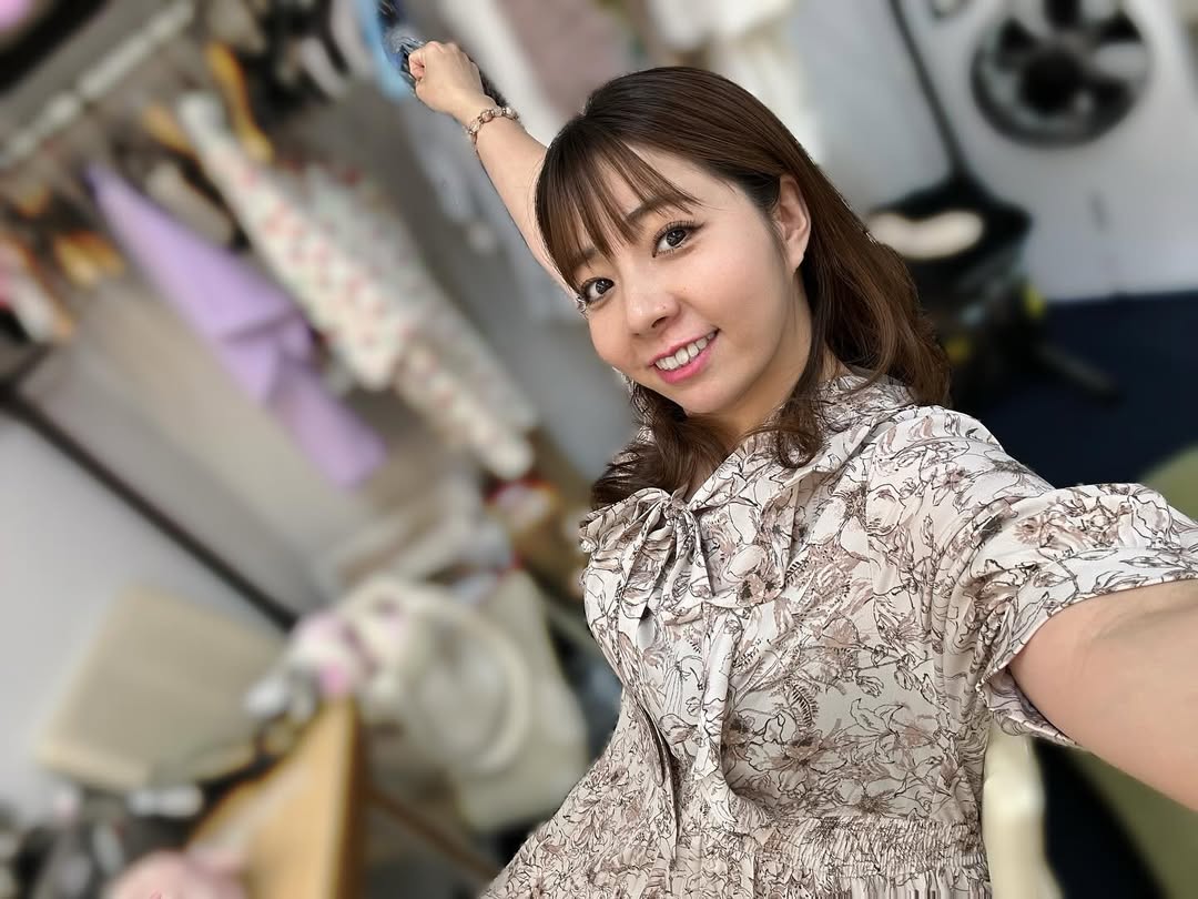 「お腹は思いっきり引っ込めましたけど！！！！！！」お笑いタレント・前田まみ、iphoneカメラで撮った自撮りを公開！