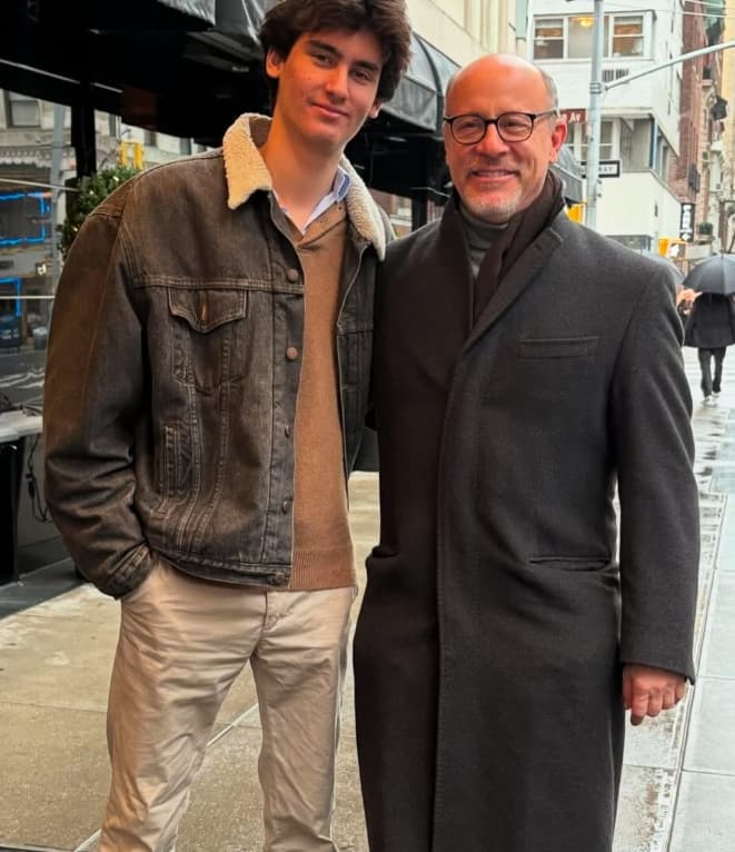 美男美女揃い！デヴィ夫人が公開した娘と孫の写真にファン驚愕！