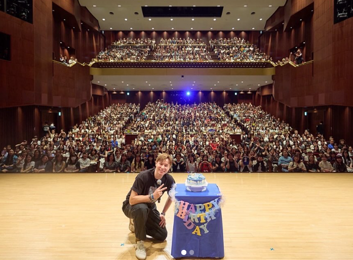 感動の誕生日！髙橋藍サポミ東京公演に満員のファン熱狂