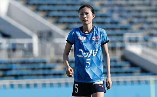 サッカー 驚きの熱気！なでしこリーグ再開へ向けた美女選手の闘志あふれる投稿が話題に