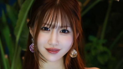 「最強SEXYすぎる！」日南まみ、真夏の水着祭で魅せた大胆ビキニにファン大興奮！