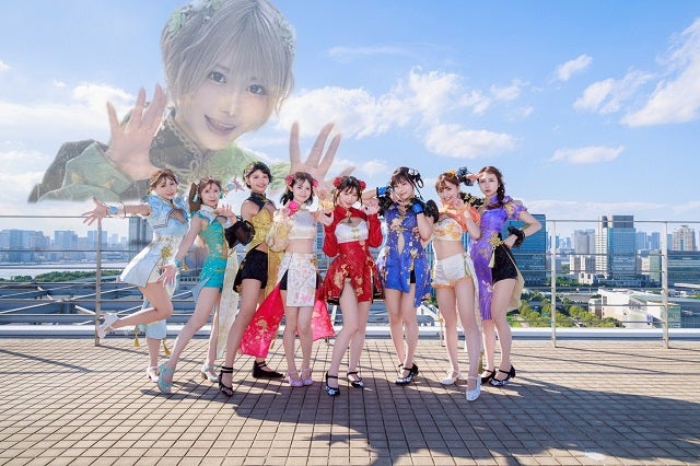 「迷子になってて…」えなこら美女たちによるアイドルユニットが集合写真撮影も1人間に合わず…？