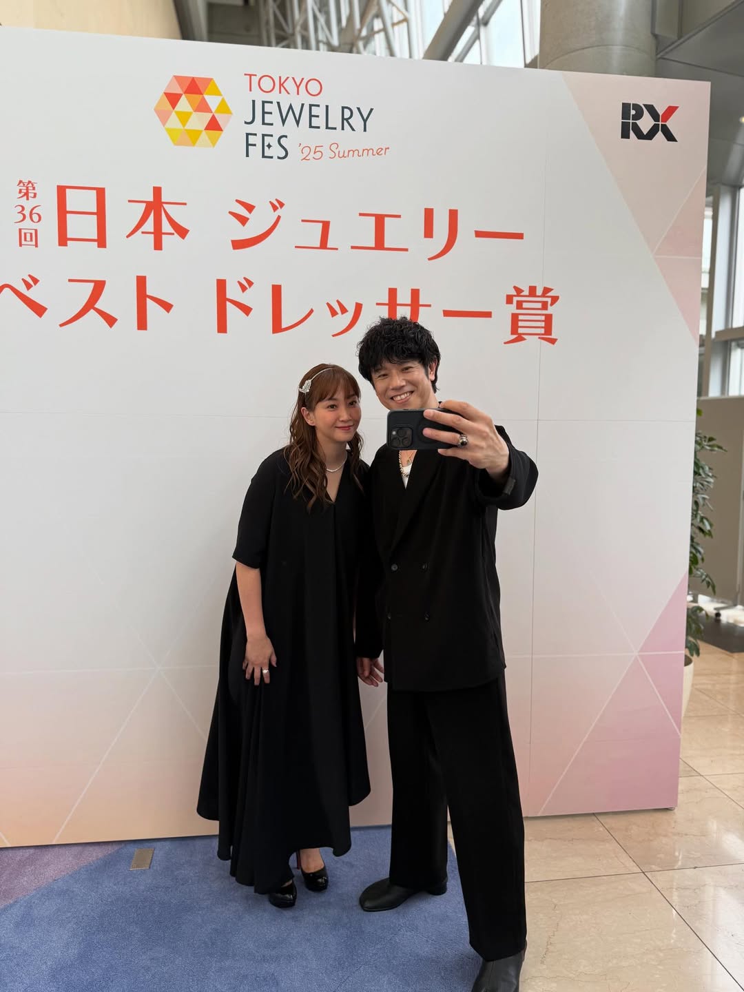 「結婚当初は離婚しそうな夫婦第2位」庄司智春＆藤本美貴夫婦がベストパートナー賞受賞