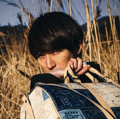 「富士山が似合う男！」SixTONES・ジェシー、富士山をバックにしたカッコ良すぎる写真をアップ！