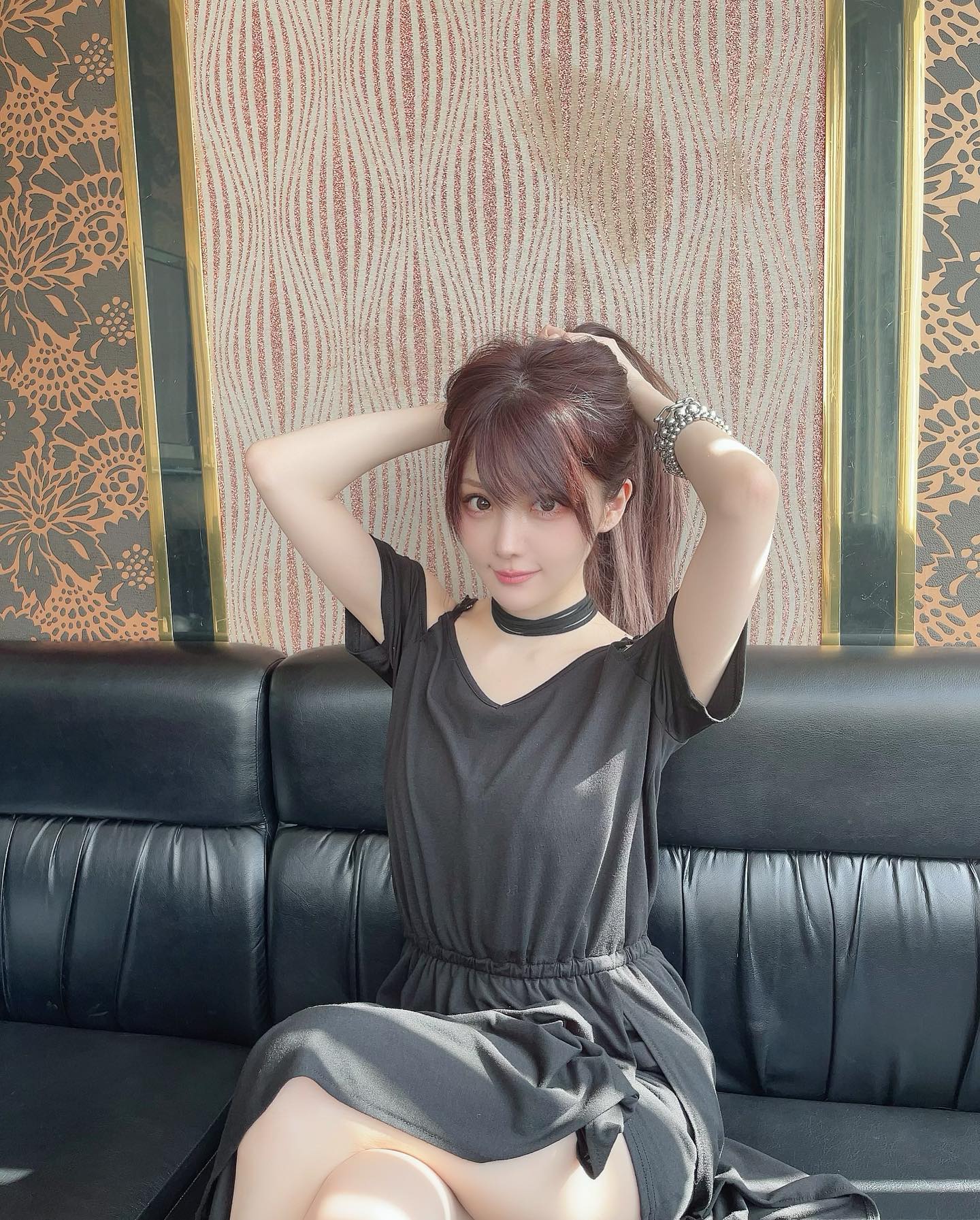 「セクシーって言って❤️‍🔥笑」田中れいな、大胆な肌見せコーデショットを複数公開😍