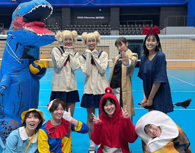 美女バレーボール選手・井上未唯奈、魔女の宅急便・キキのコスプレを公開！「似合いすぎ」とファン大絶賛