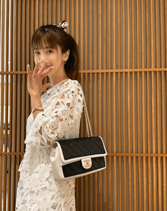 ほしのあき、可憐なレースワンピ姿を披露！ファンから絶賛の声