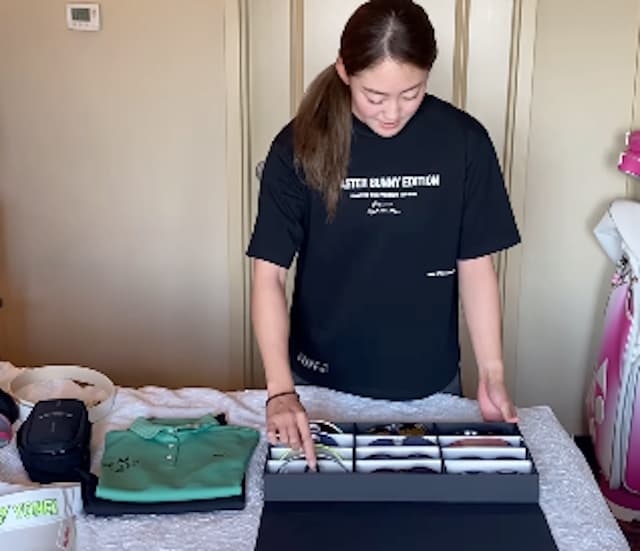 岩井千怜、試合でもスタイリッシュに！ガーミン＆スワンズとともに