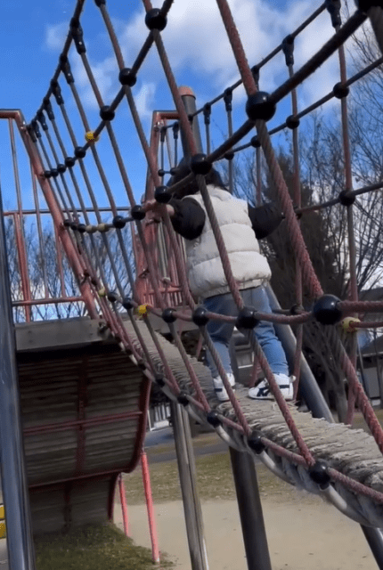 元女子バレー日本代表・江畑幸子、一歳5ヶ月娘の"ワンパクアスレチック"ムービーにファンほっこり