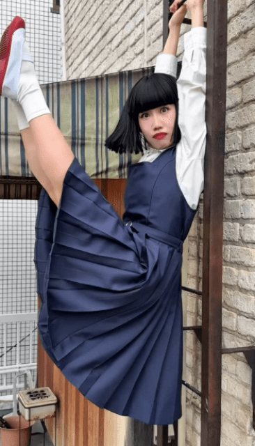 「す、すげえ」「そこまで足が上がるなんて」アバンギャルディ・Harune、おすすめ筋トレ紹介ムービーが凄すぎる！