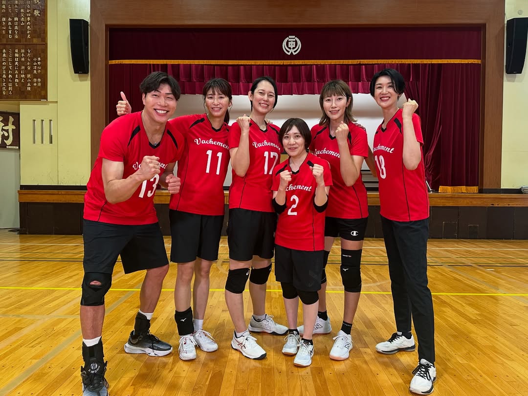 「バレーボール企画 第2弾」栗原恵が人気バラエティ番組でのバレーボール企画の様子を投稿！