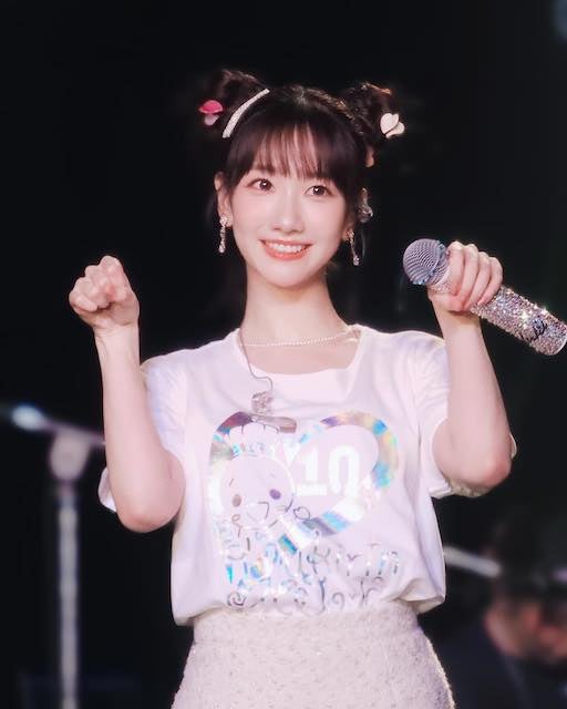 柏木由紀の猫ちゃんポーズにファンメロメロ「可愛いにも程がある😍」