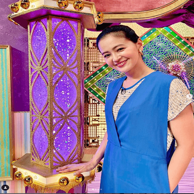 黒谷友香「ウワサのお客さま」オンエアに先駆けスタジオの麗しショットを披露