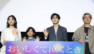 當真あみ、大阪舞台挨拶でファンと交流「予想以上に多くの方が来てくれて嬉しかった」