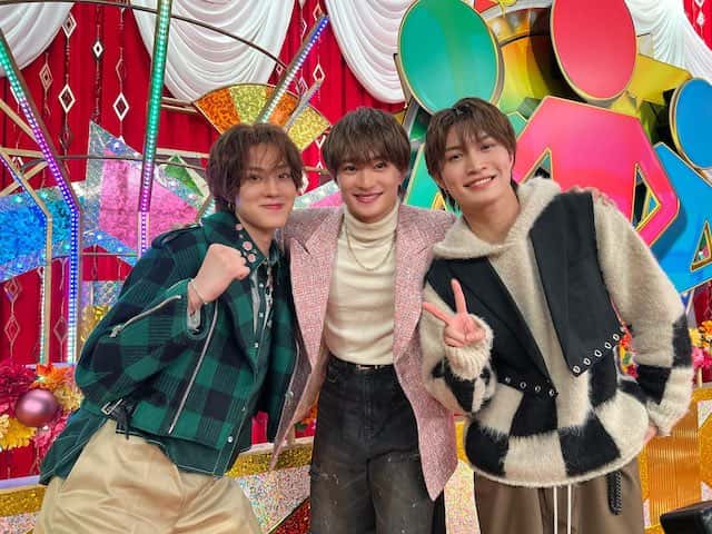 「3人とも可愛すぎる」人気アイドルの仲良しスリーショットが可愛すぎると話題に